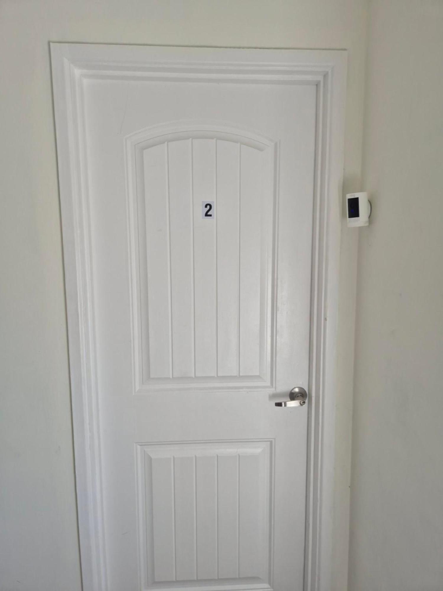 Accomadation Рексем Екстер'єр фото